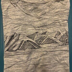 Icebreaker Tech Lite Merino T-shirt - Light Grey Mountain Graphic